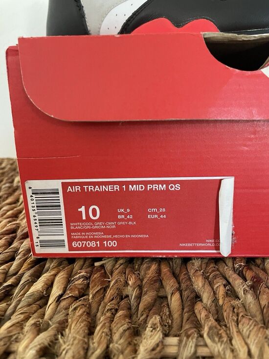 Nike Air Trainer 1 Mid PRM QS Infrared Size 10 White Grey Black 607081-100 OG main image 9